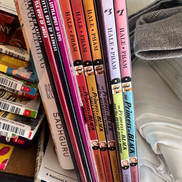 Kids Book Sets - Various - Picture 6 of 6